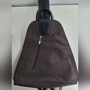 Baggallini Metro Backpack Sling Bag EUC
